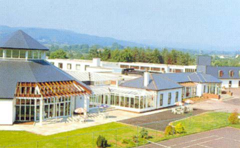 Connemara Gateway Hotel Oughterard Exterior foto